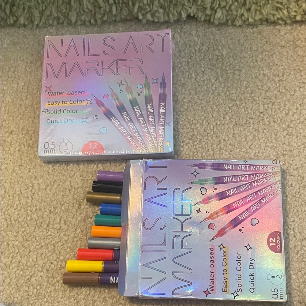 Nail Art Marker Set with Assorted Colors